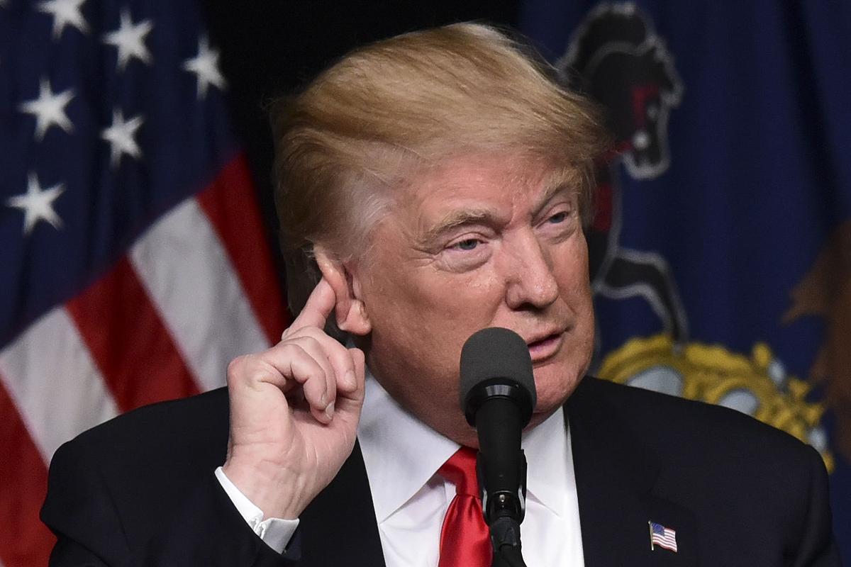 Trump returns to form, thrilling fans and kicking out ...