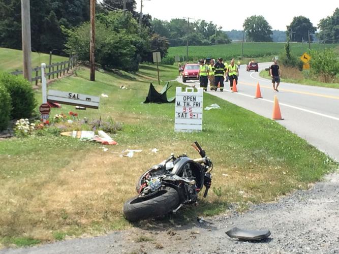 1 motorcyclist injured, 1 fled scene after Willow Street crash in ...