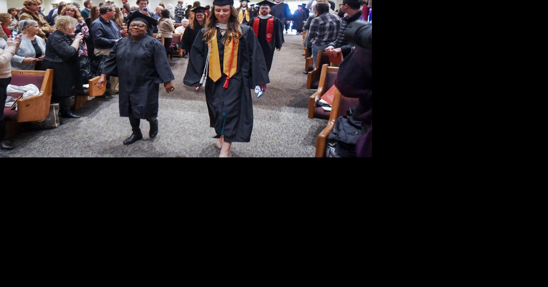 Lancaster Bible College recognizes 147 graduates at 2022 winter commencement ceremony [photos