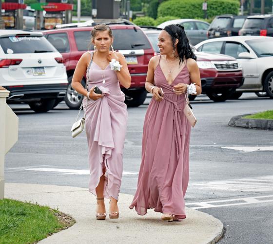 Conestoga Valley students dress to impress for prom [photos] Local