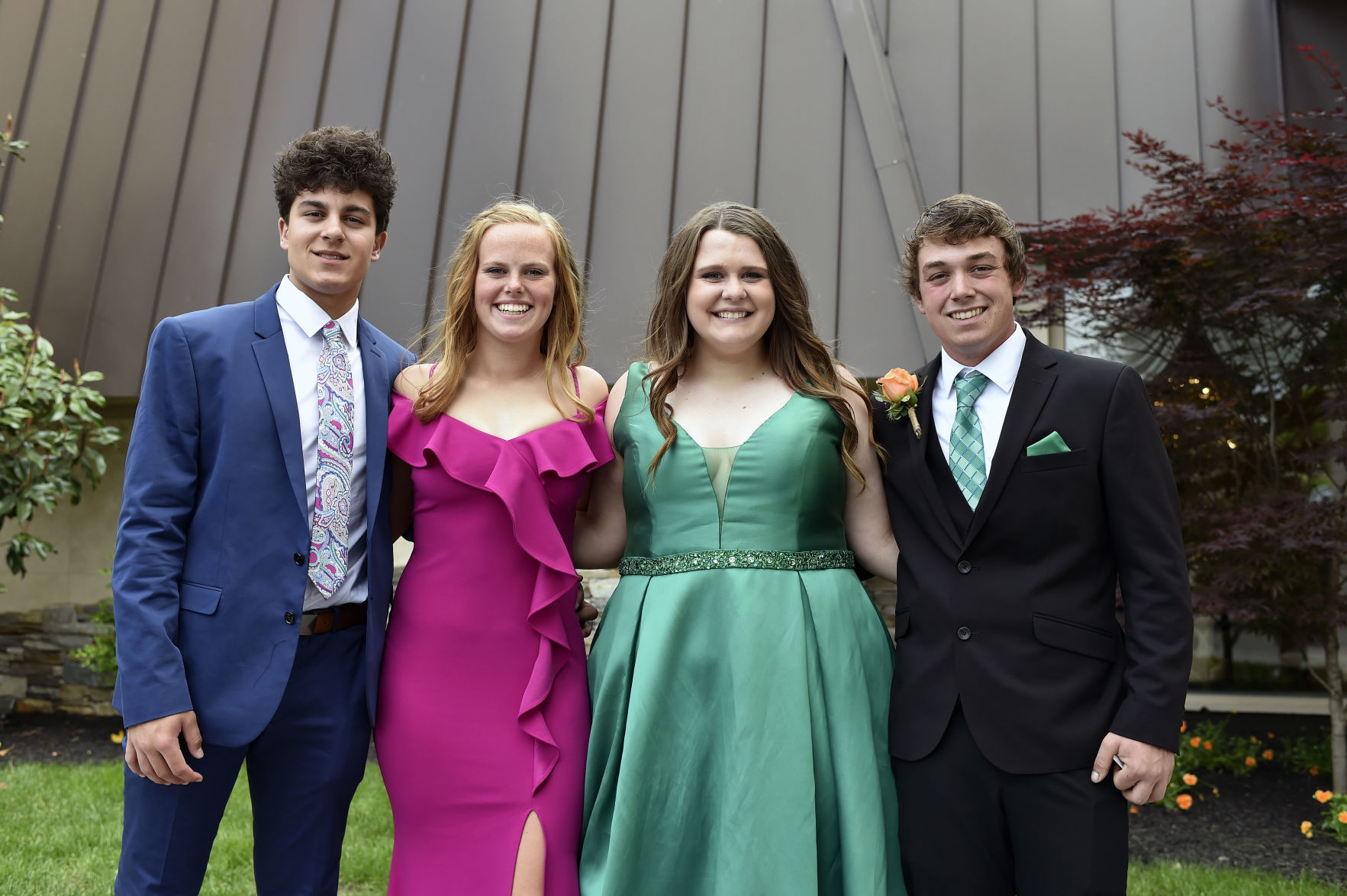 LampeterStrasburg HS Prom