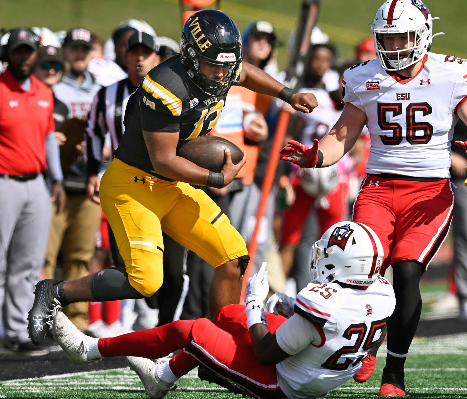 Millersville Vs. East Stroudsburg - NCAA Division II Football [photos ...