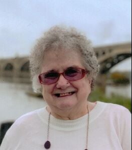 Mary Lou Holland | Obituaries | lancasteronline.com