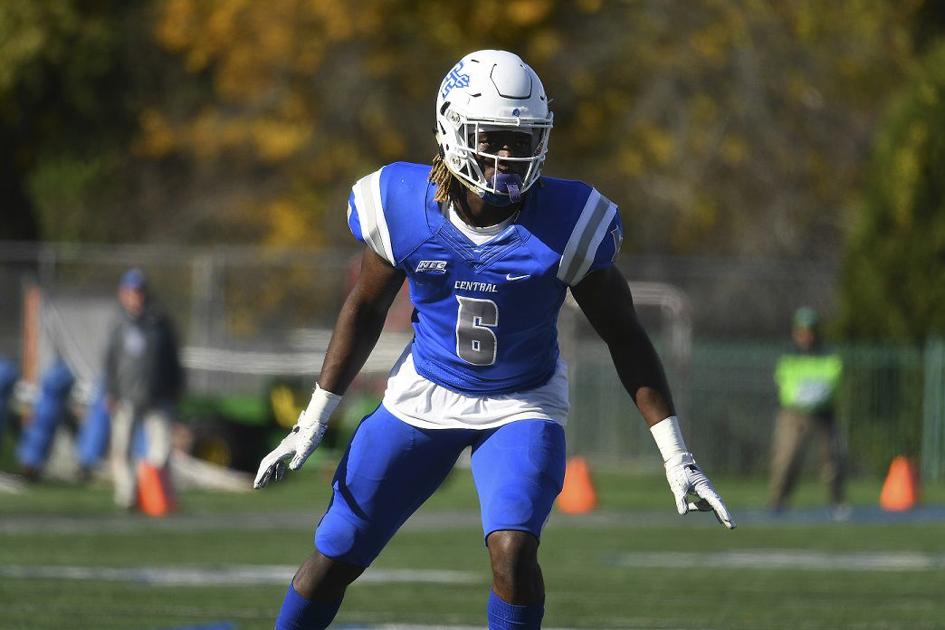 Recapping Notable Performances From 40 L L League Football Alums