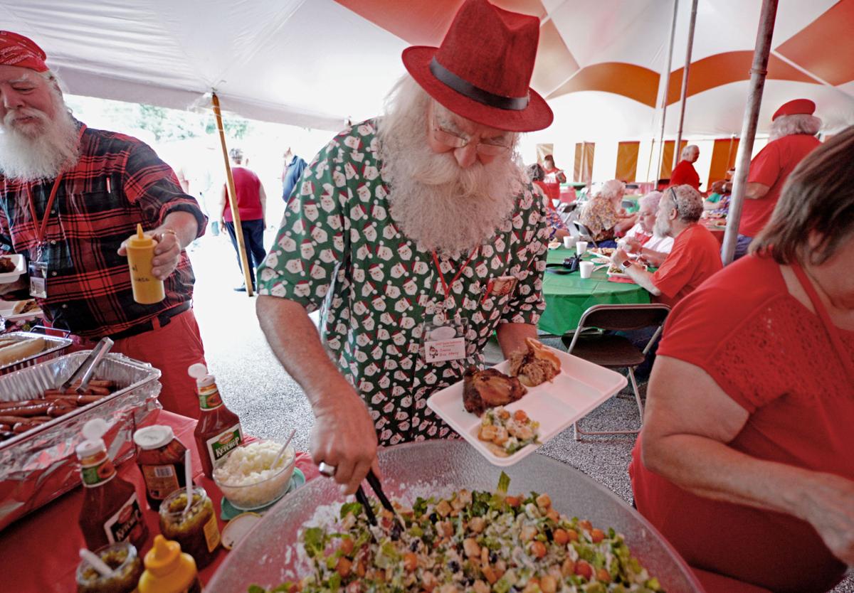 Santa Gathering hopes barbecue can help National Christmas Center avoid