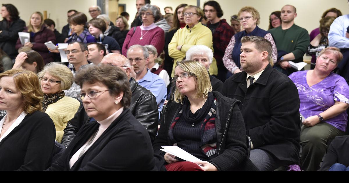 Manheim Township school board raked by citizens for secrecy Local