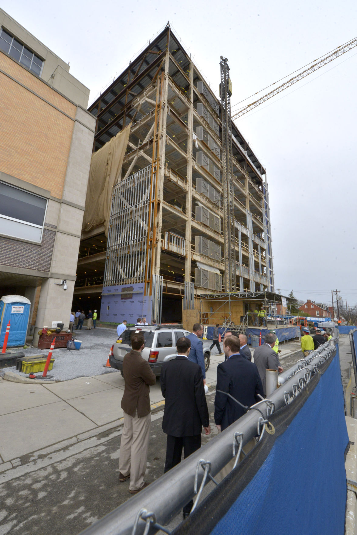 Lancaster General Hospital places last beam on 67.3M Frederick