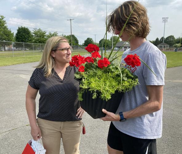Hempfield's Aidan Hodge breaks Kevin Schadt's 32 year old record in the mile