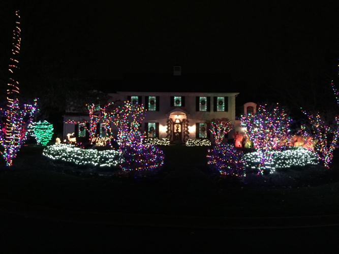 Holiday lights in Lancaster County 2014 Elfonshelf