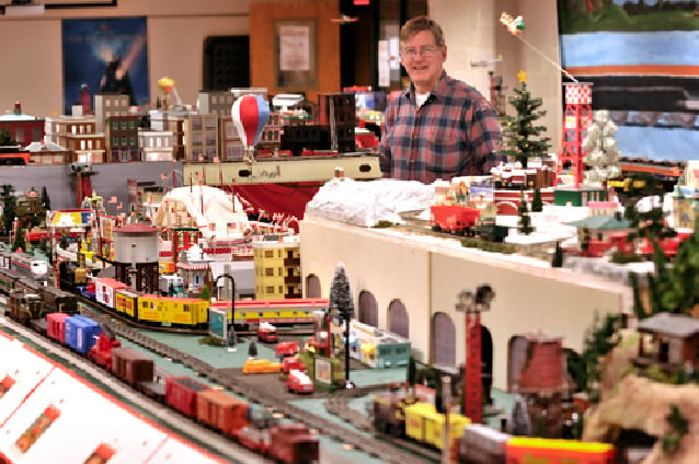 Holiday Model Railroad Displays Arent Just Locomotives Theyre