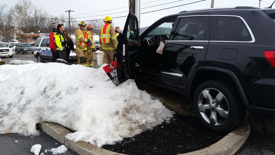 Runaway Jeep crashes into pole after exiting Lititz car wash Local