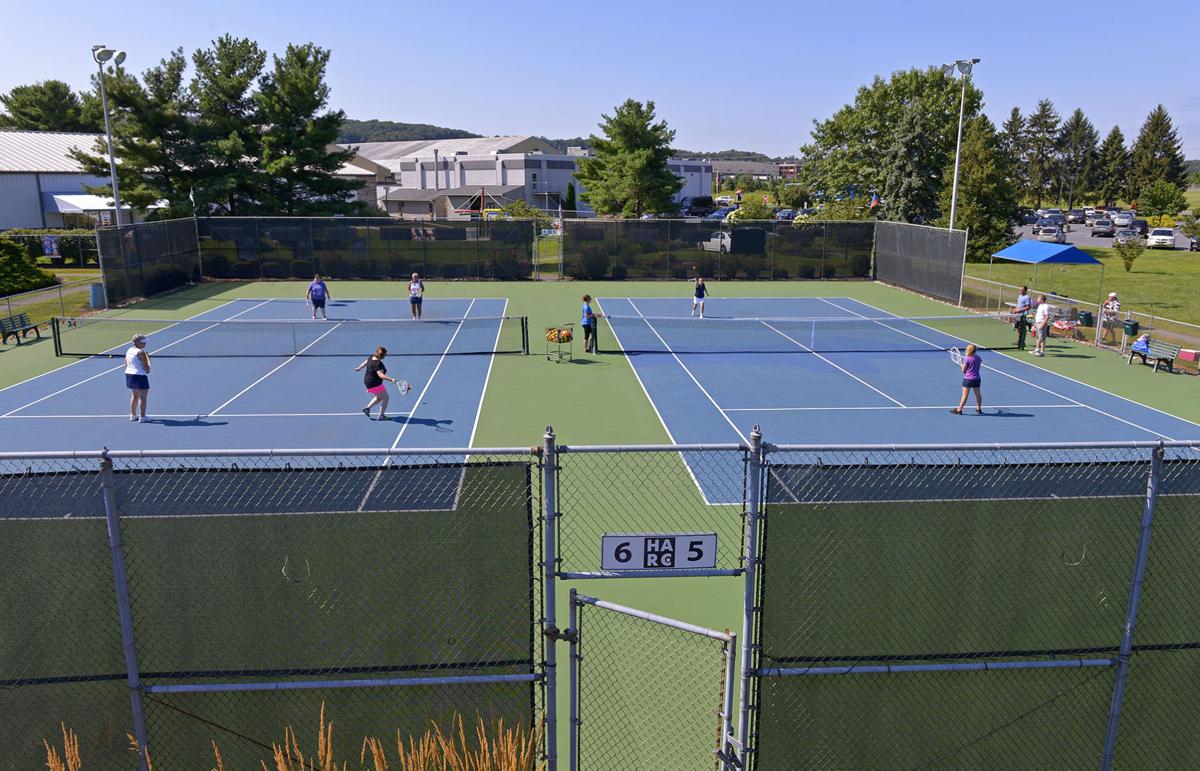 27 compete in U.S. Tennis Association's first Special Olympics