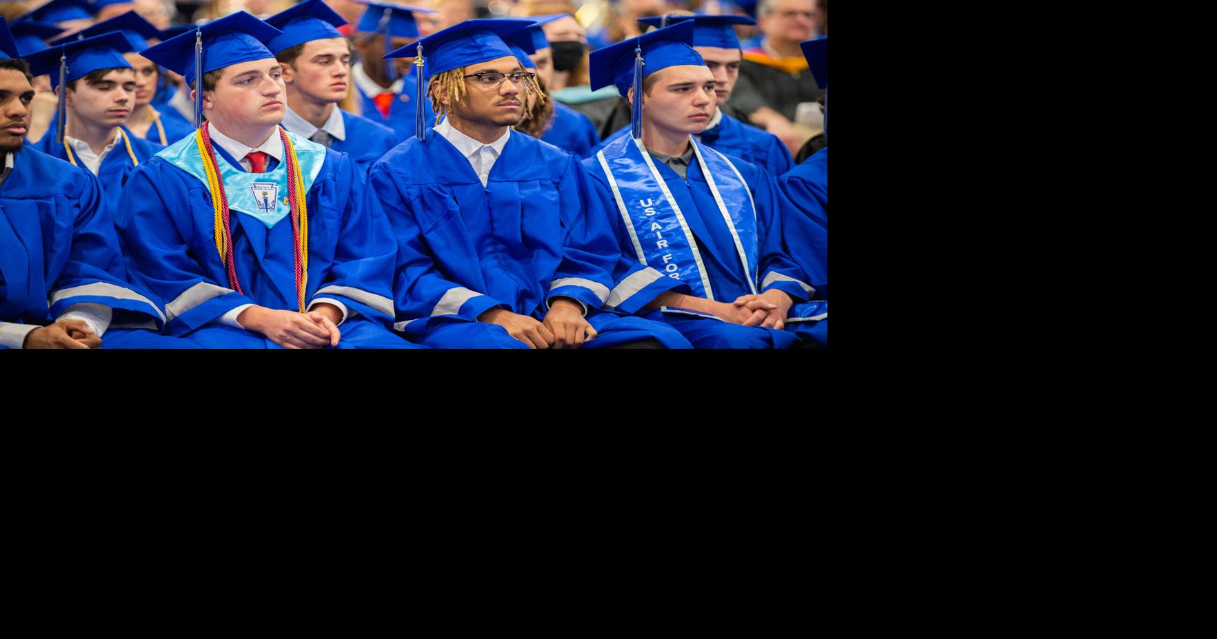 Cherokee Valedictorian, in Rousing Speech, Relates 2022 Graduates' Time in  School During Pandemic to Plants – Sunflowers in Particular