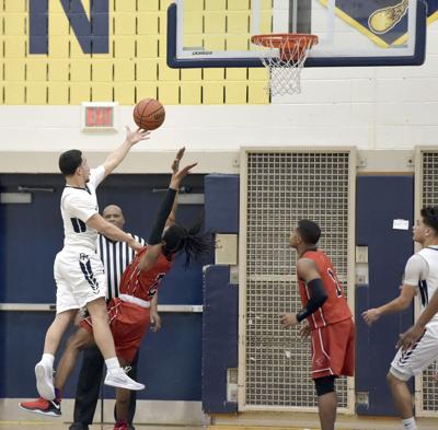 Roldan S Late Bucket The Winner As Penn Manor Boys Edge Mccaskey