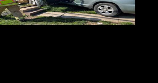 Woman crashes into garage while fleeing officers in West Cocalico Township: police - Vimarsana News