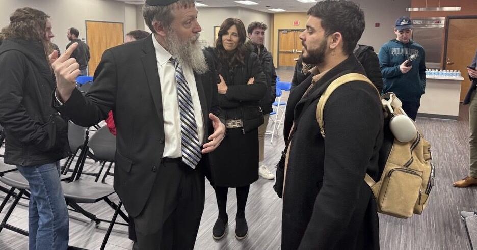 Israeli hostage talks about his 505 days in captivity, life lessons at F&M event