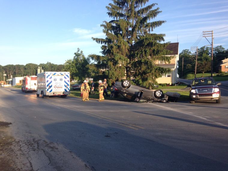 1 injured when car flips onto roof in Strasburg Township crash Local