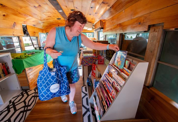 Aaron's book bus hits the road [photos] | | lancasteronline.com