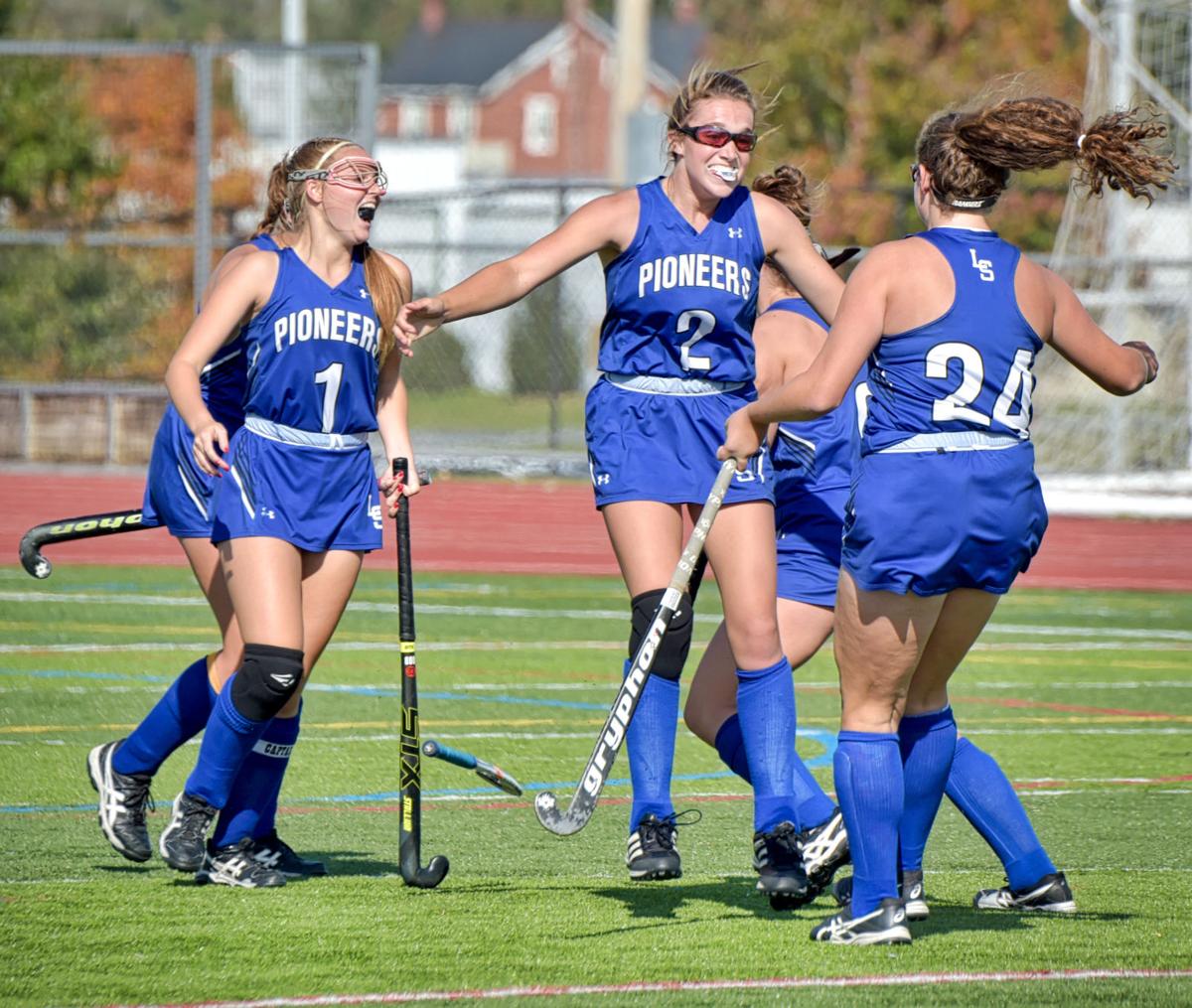 Chloe Blantz, Daisy Frank hope to lead LampeterStrasburg field hockey