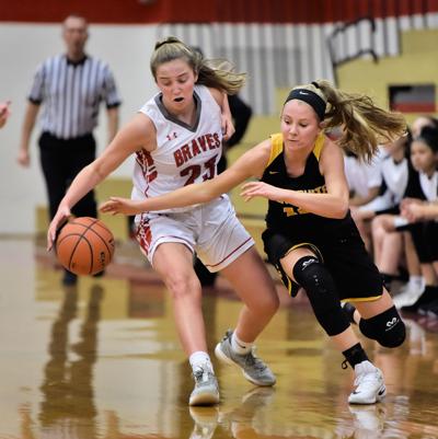 Pequea Valley Girls Top Lancaster Country Day Keep Pace With