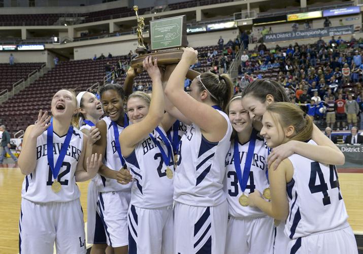 Girls' Basketball Lebanon Catholic clinches 17th district title with