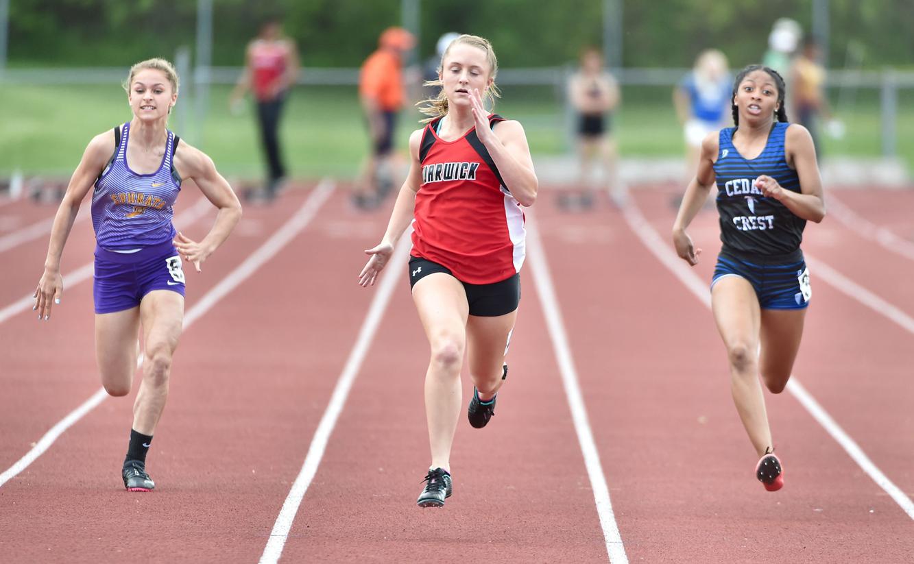 2019 LL League Track and Field Previewing the girls track events