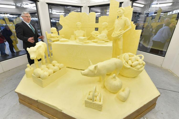 Pennsylvania Farm Show butter sculpture unveiling [photos ...