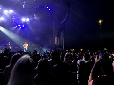 Joy Excitement Among Concertgoers At Luke Bryan S Concert At Hersheypark Stadium Entertainment Lancasteronline Com