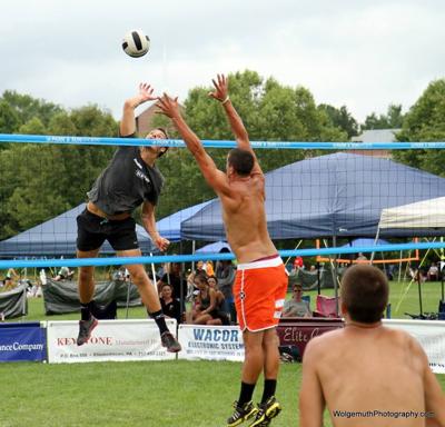 With A Bigger Field The Susquehanna Smash Volleyball Tournament Tries Out A New Venue Local Sports Lancasteronline Com