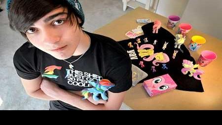 450px x 253px - Bronies: Yes, boys (and men) like 'My Little Pony,' too | Lifestyle |  lancasteronline.com