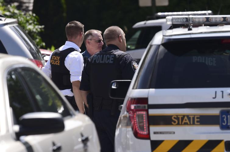 Armed jewelry store robbery suspect still at large after search in ...