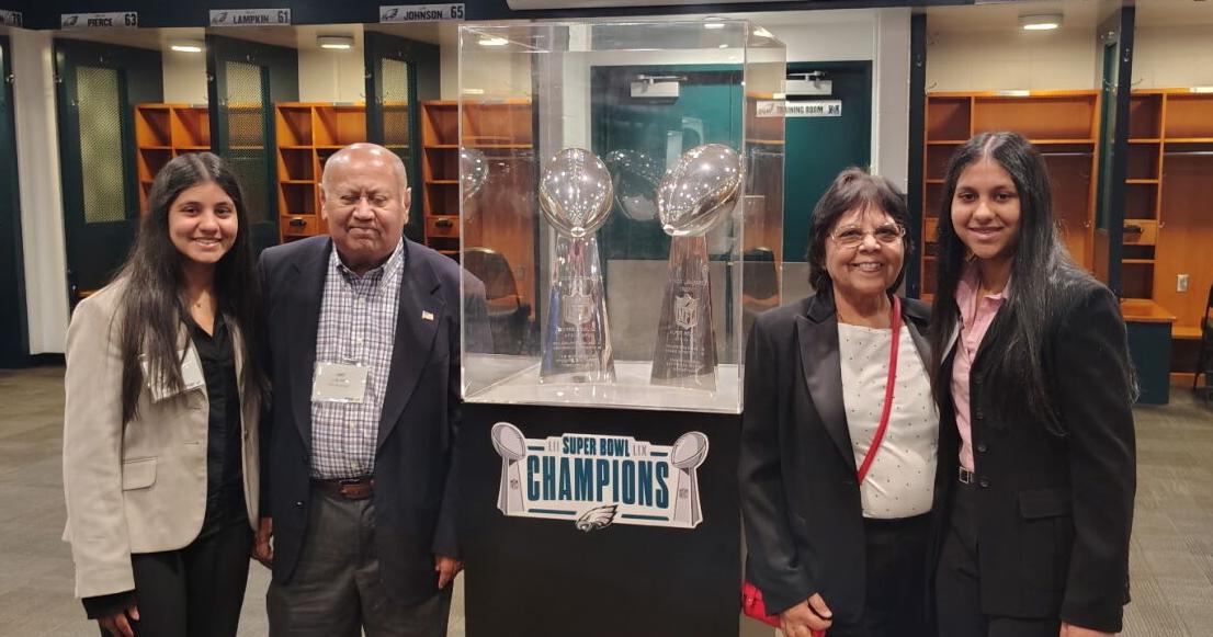 Hempfield sisters win Philadelphia Eagles-sponsored business competition