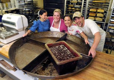 Lititz bakery makes 300-pound blueberry pie | Lifestyle ...