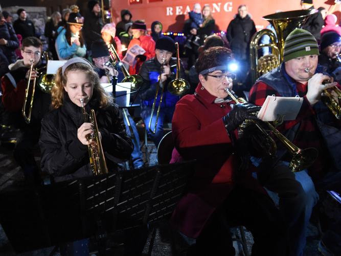 Lititz lights tree during Christmas in the Park 2018 [photos] Life