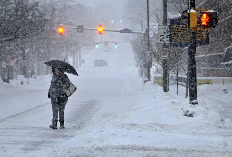 Biggest storm of winter 2014 dumps 12 to 21 inches of snow across