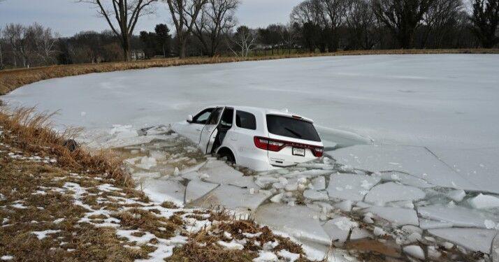 New Jersey man cited after abandoning car in pond at Lancaster Country Club
