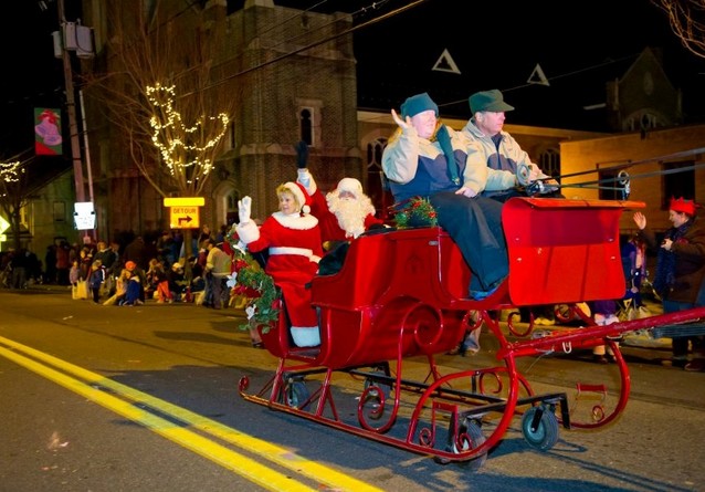 Etown Christmas Parade 2022 Elizabethtown Holiday Parade Revamped For 2012 | News | Lancasteronline.com