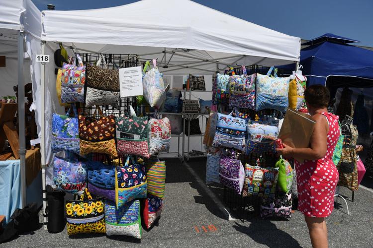 Arts Craft Show 005.jpg