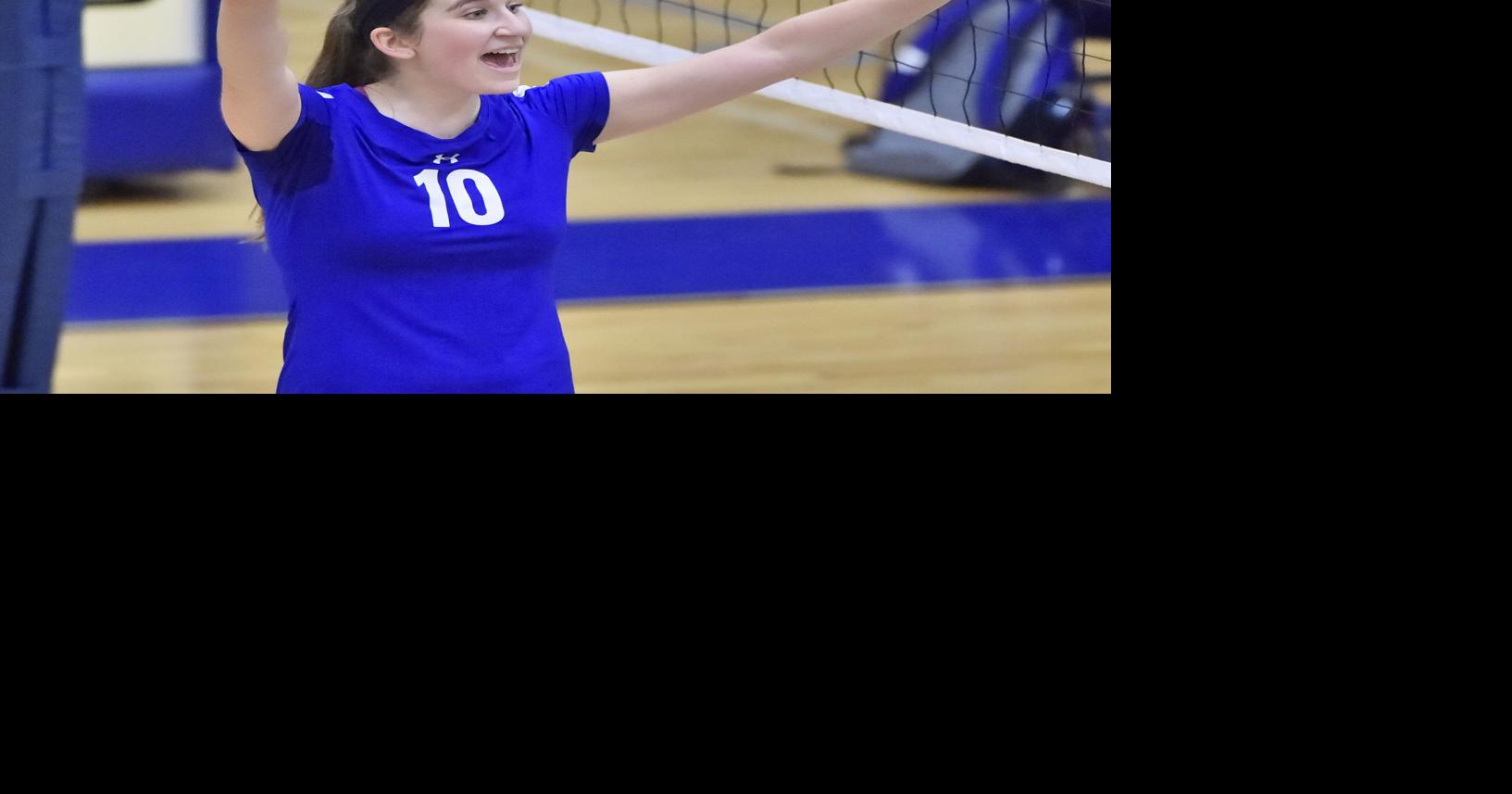 Scoliosis surgery helps Pioneers' volleyball player Becca Cohen get