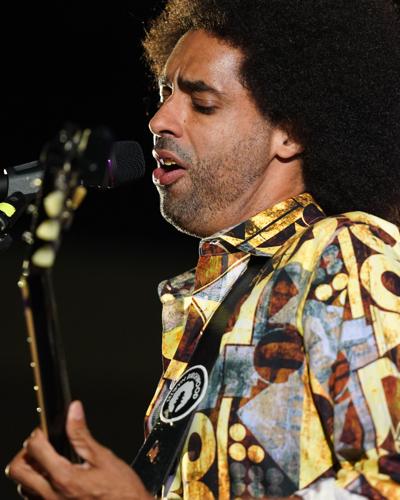rootsandblues070922-15.jpg