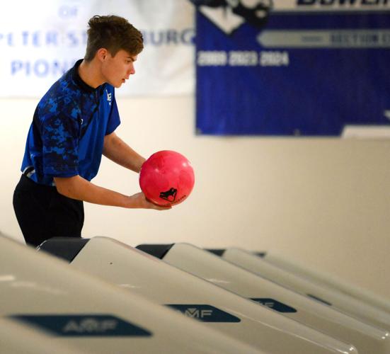 Lancaster Mennonite vs. Lampeter-Strasburg - L-L league bowling