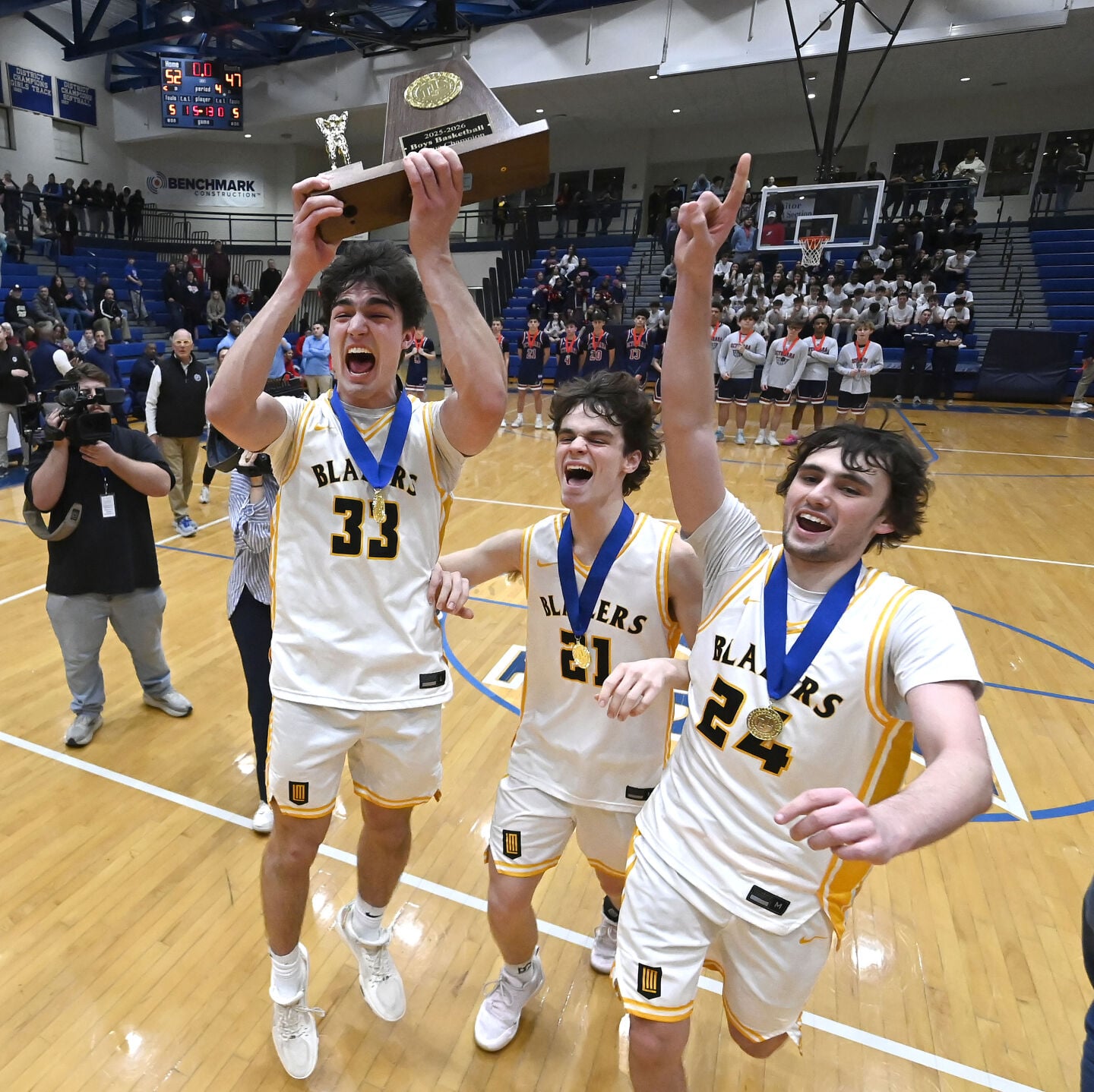 Lancaster Mennonite's boys basketball team celebrates a championship ...