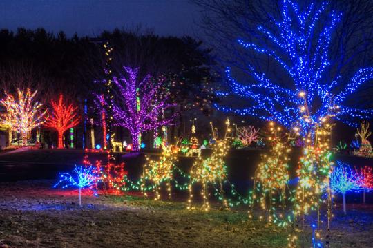 9 Christmas lights shows in, near Lancaster County, from Clipper ...