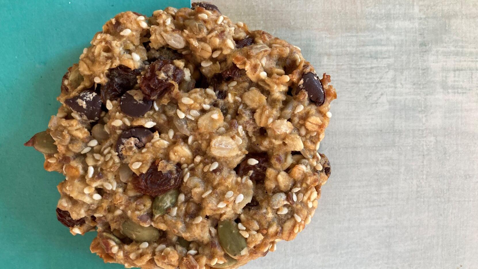 Trail mix cookies to pack for hiking, road trips and more [recipe] - Vimarsana News