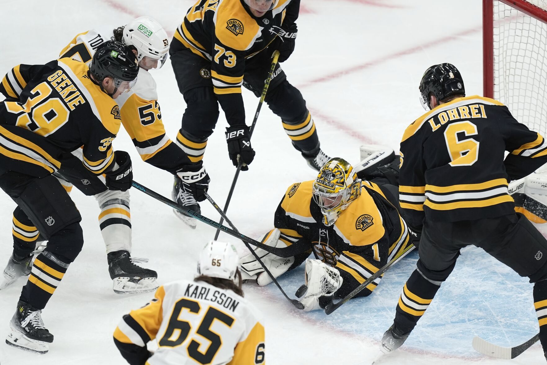 Tomasino Scores 3rd Period Goal To Give Penguins 2-1 Win Over Bruins ...