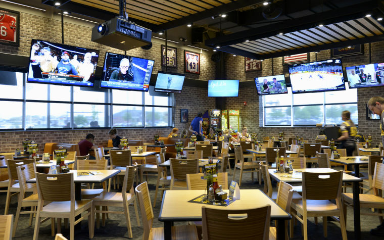 BUFFALO WILD WINGS, Pikeville - Restaurant Reviews, Photos & Phone