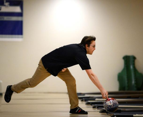 Lancaster Mennonite vs. Lampeter-Strasburg - L-L league bowling
