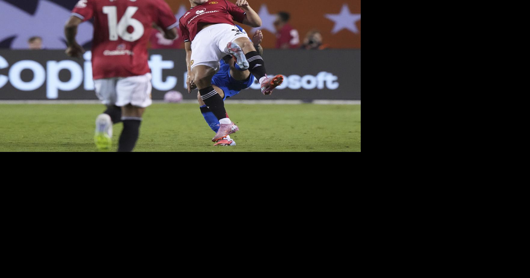 Napoli shops in Manchester again with Hojlund to replace injured Lukaku