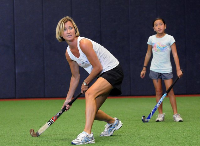 Jill Biden brings a holiday ice rink to the White House for children to  skate and play hockey