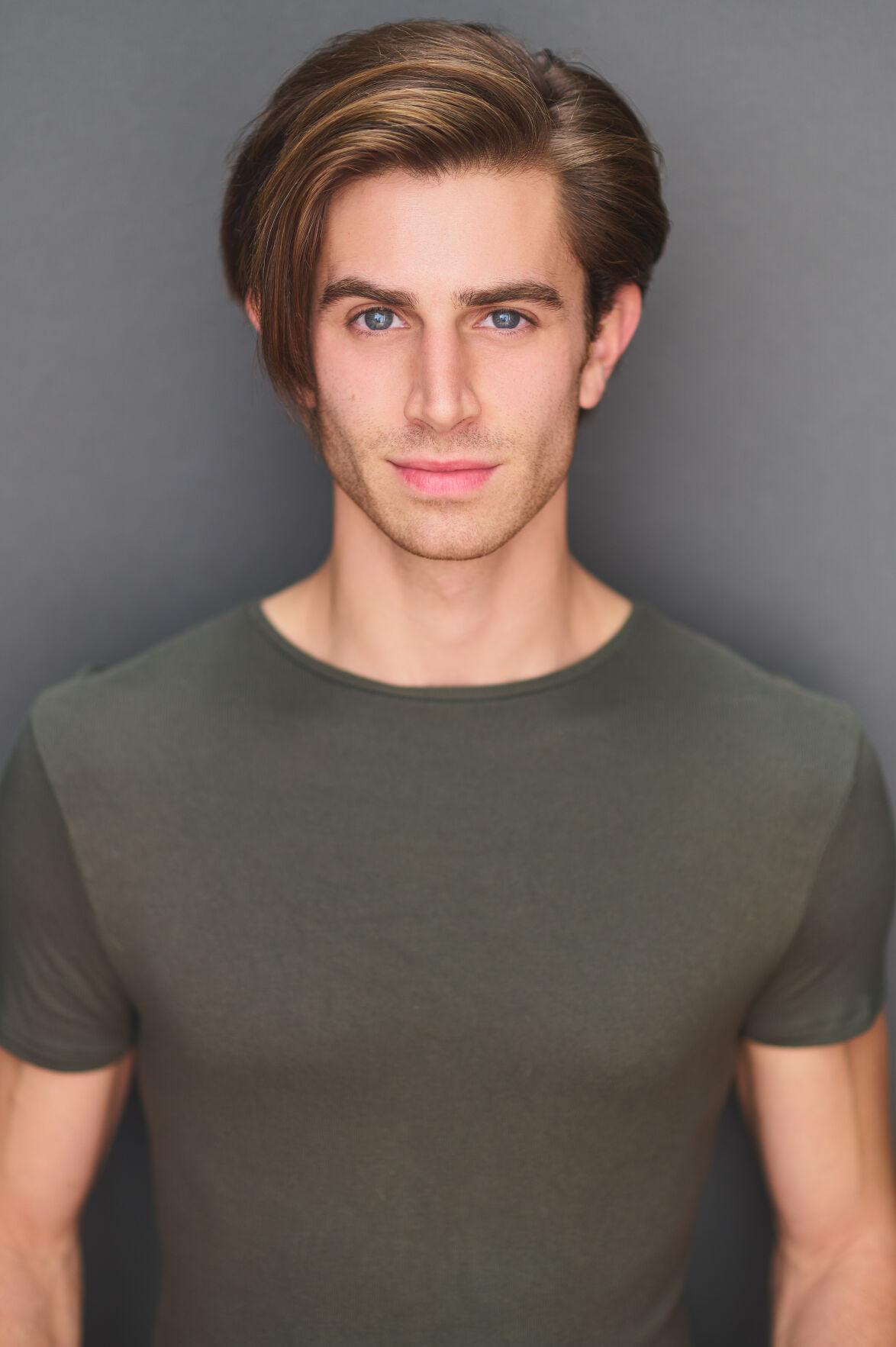 Manheim Township grad performs in 'Hamilton' Broadway tour coming to